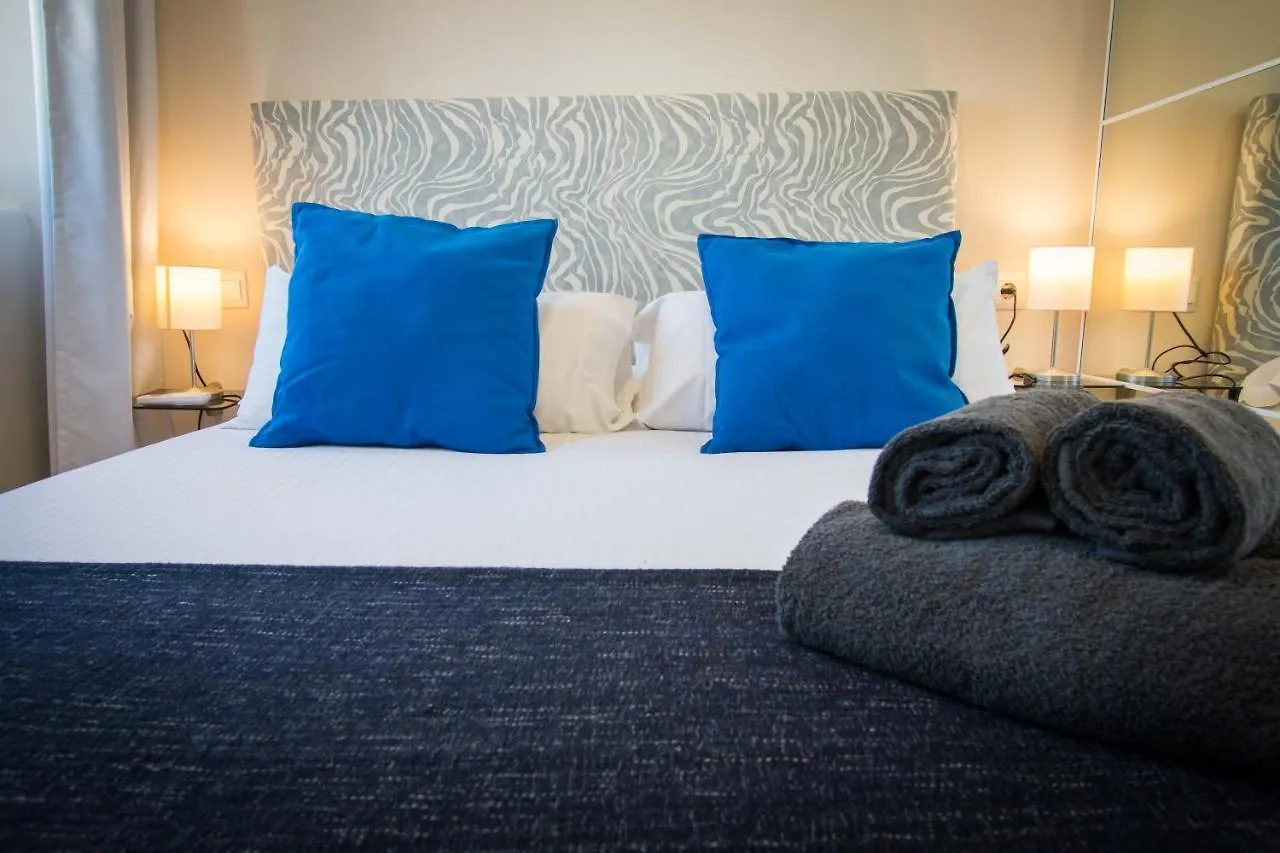 Holidays2Malaga Calle Nueva High Speed WIFI Apartamento